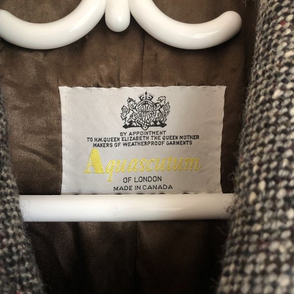 Aquascutum Virgin Wool Overcoat - Picture 4 of 7